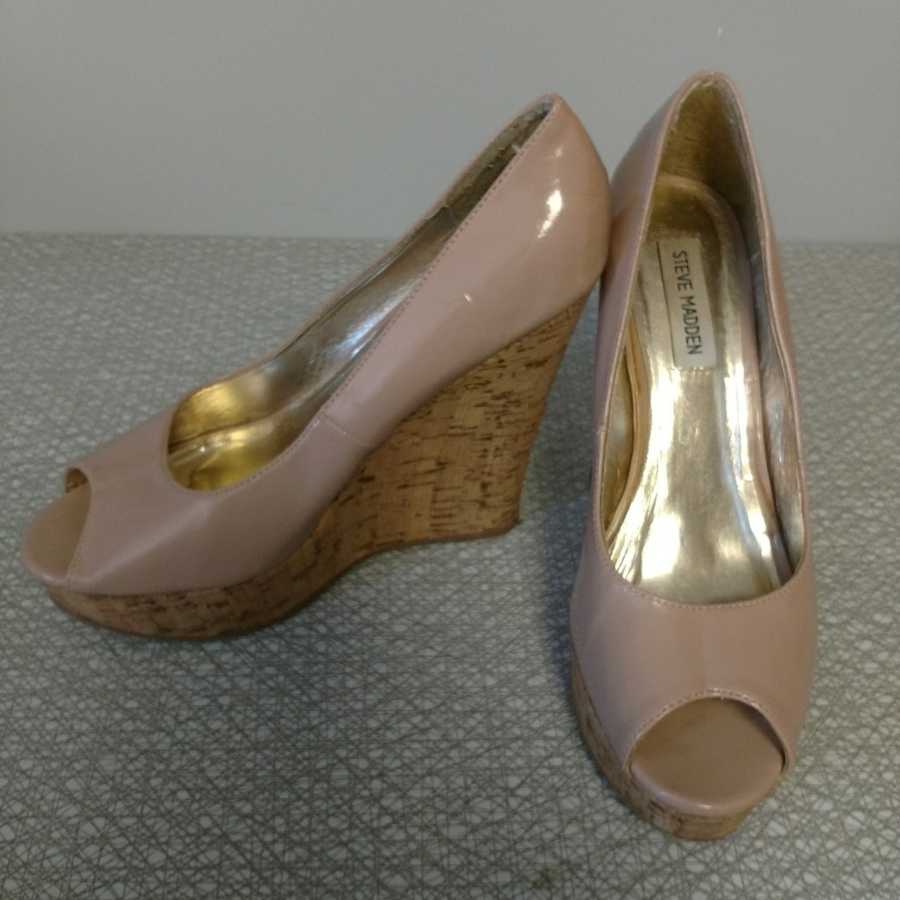 Steve Madden Patent Leather Wedges size 9